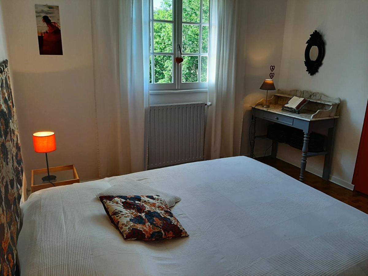 Chambre Soignee Et Accueillante A La Campagne - Ch Rouge L'Honor-de-Cos Exteriör bild